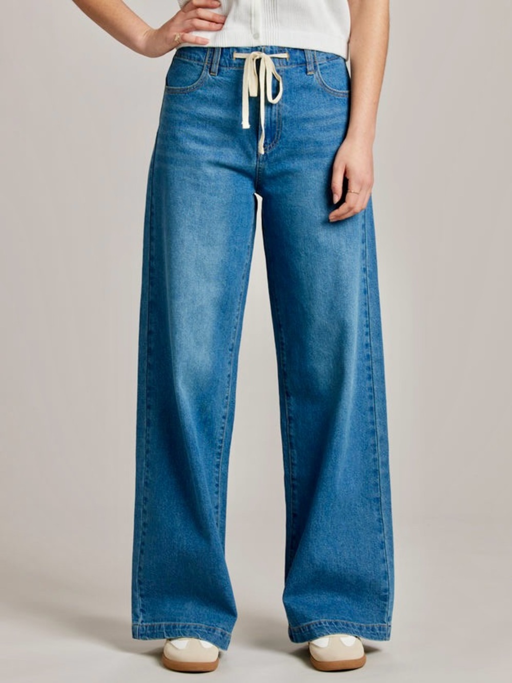 UNIONBAY Soleil Tie-Waist High Rise Wide Leg Denim Jeans Size 9/29W Medium Wash